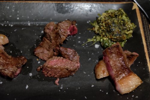 L'orizzontale di diversi tagli di wagyu: asado, picanha, reale e ribeye