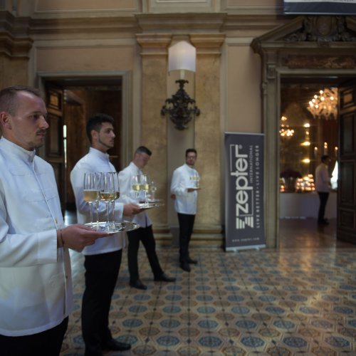 Accoglienza alla grand soirée a Villa Erba